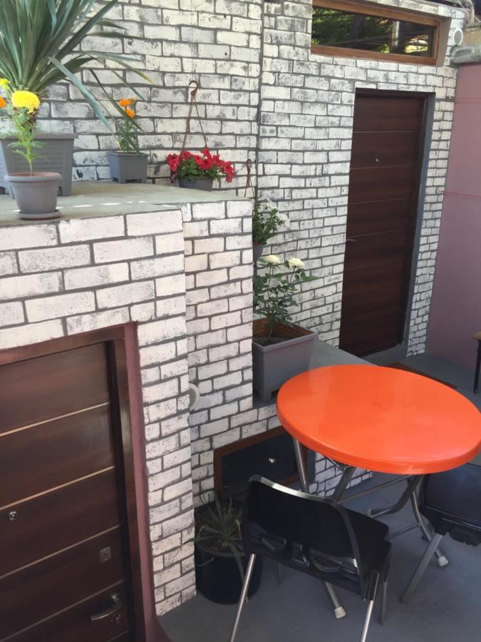 Дом 33 Возле Клиники Астхик Villa Erevan Exterior foto
