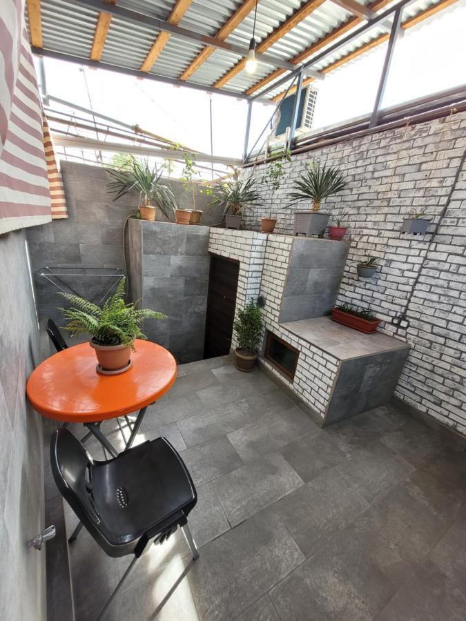 Дом 33 Возле Клиники Астхик Villa Erevan Exterior foto